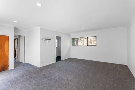 Photo of property in 176 Sturges Road, Henderson, Auckland, 0612