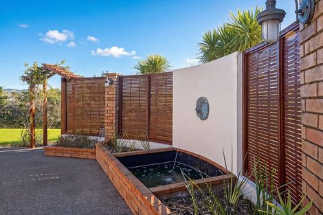 Photo of property in 2 Burgundy Park Avenue, Henderson, Auckland, 0612