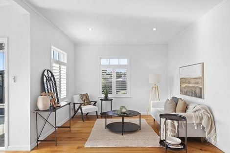 Photo of property in 47 Wellington Street, Pukekohe, 2120