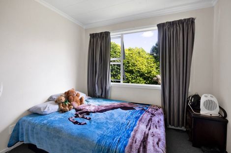 Photo of property in 4 Karaka Street, Merrilands, New Plymouth, 4312