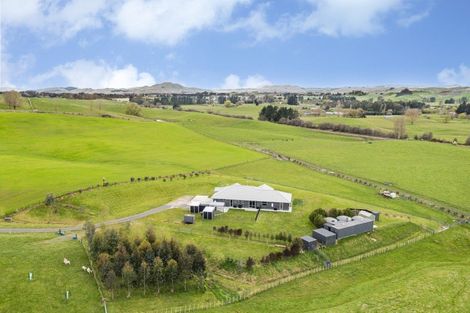 Photo of property in 52 Highlands Drive, Waipawa, 4210