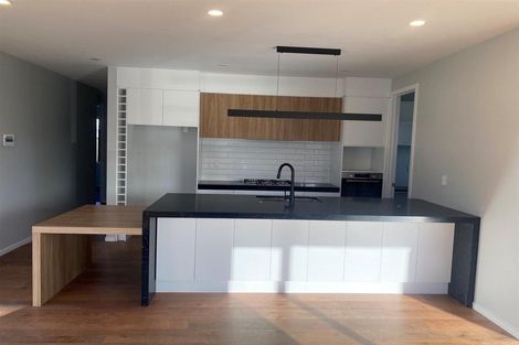 Photo of property in 22 Lewis Younie Road, Kumeu, 0810