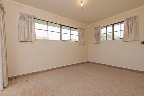 Photo of property in 83 Oroua Road, Kairanga, Palmerston North, 4475