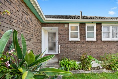 Photo of property in 4 Denz Street, Maeroa, Hamilton, 3200