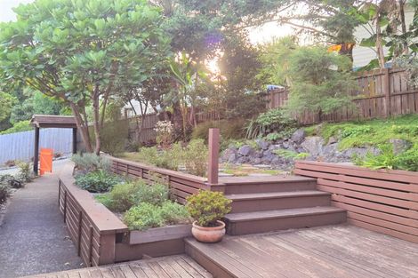 Photo of property in 26 Chislehurst Street, Henderson, Auckland, 0612