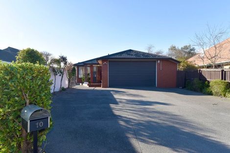 Photo of property in 10 Courtfield Close, Parklands, Christchurch, 8083