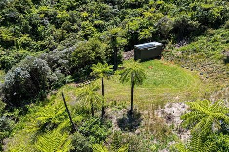 Photo of property in 1092 Driving Creek Road, Coromandel, 3583