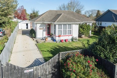 Photo of property in 10 Paddington Street, Northcote, Christchurch, 8052