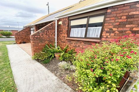 Photo of property in 124 Clyde Street, Balclutha, 9230