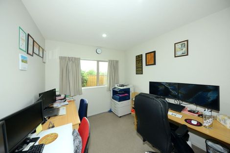 Photo of property in 10 Saint Florian Place, Woolston, Christchurch, 8062