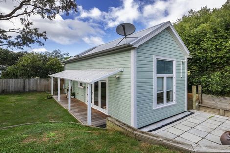 Photo of property in 1 Overtoun Terrace, Hataitai, Wellington, 6021