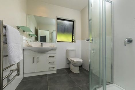 Photo of property in 203e Don Buck Road, Massey, Auckland, 0614