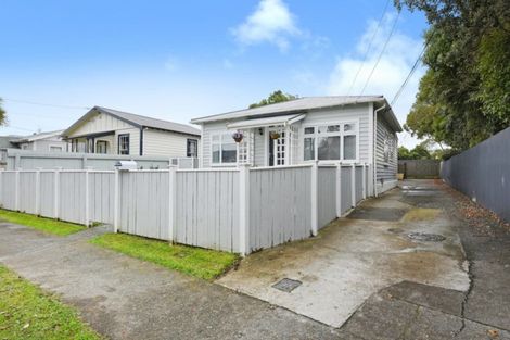Photo of property in 53 Awamutu Grove, Waiwhetu, Lower Hutt, 5010