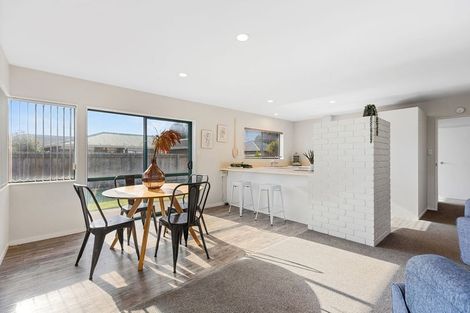 Photo of property in 88 Evans Road, Papamoa Beach, Papamoa, 3118