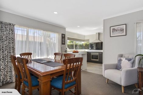 Photo of property in 4 Lantana Place, Mount Maunganui, 3116