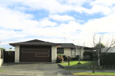 Photo of property in 2 Tukes Place, Greenmeadows, Napier, 4112