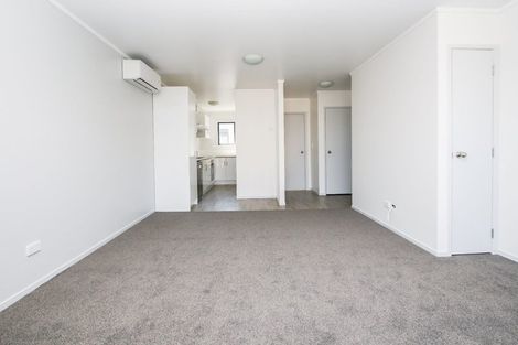 Photo of property in 4/200 Old Farm Road, Hamilton East, Hamilton, 3216