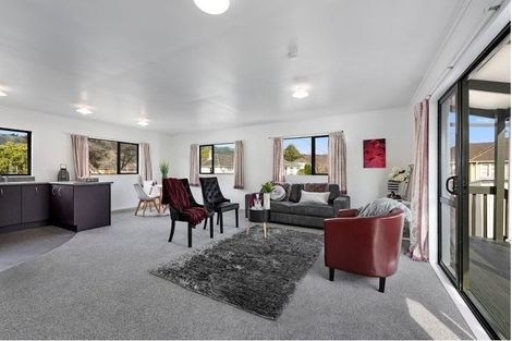 Photo of property in 126 Hewer Crescent, Naenae, Lower Hutt, 5011