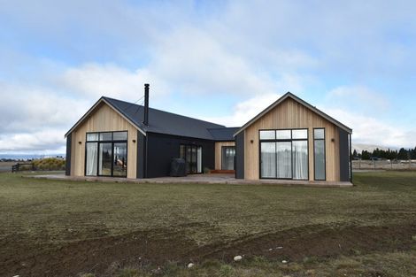 Photo of property in 9 Avlis Place, Twizel, 7901