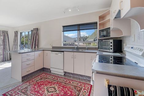 Photo of property in 40 Rauparaha Street, Waikanae Beach, Waikanae, 5036