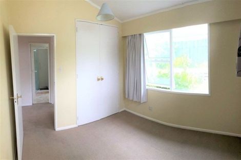 Photo of property in 9 Chisbury Street, Churton Park, Wellington, 6037