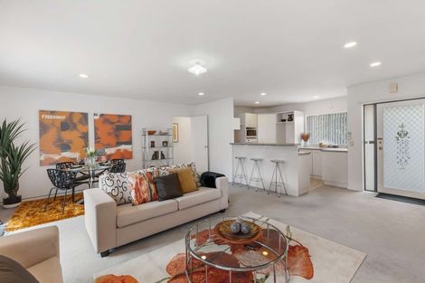 Photo of property in 86b Queen Street, Waiuku, 2123