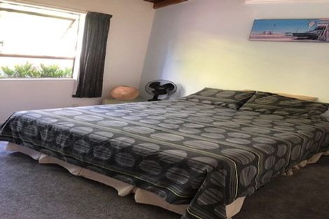 Photo of property in 6 Shearwater Street, One Tree Point, 0118