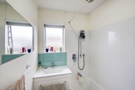 Photo of property in 15a Alexander Avenue, Onekawa, Napier, 4110