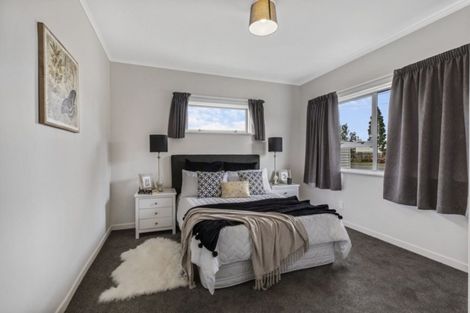 Photo of property in 97 Russell Road, Manurewa, Auckland, 2102