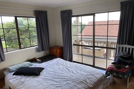 Photo of property in 463 Don Buck Road, Massey, Auckland, 0614