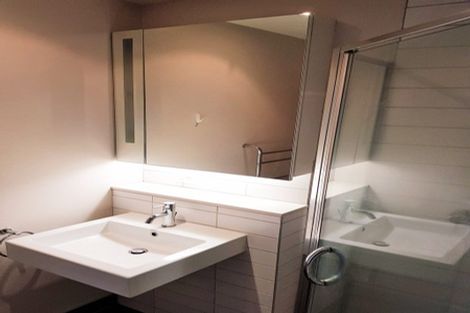 Photo of property in Trinity Apartments, 406/19 College Street, Te Aro, Wellington, 6011