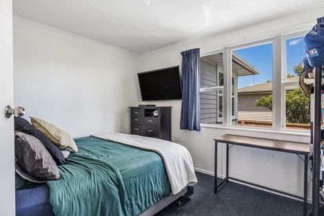 Photo of property in 1 Tui Street, Outer Kaiti, Gisborne, 4010