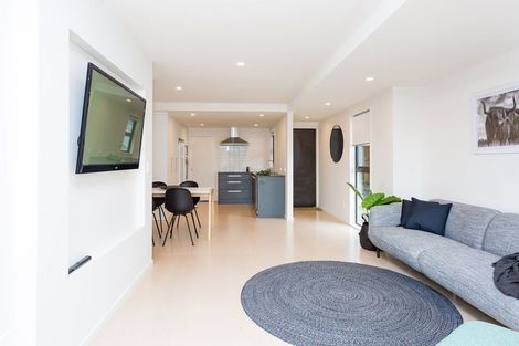 Photo of property in 1/176 Edgeware Road, Edgeware, Christchurch, 8013