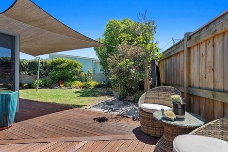 Photo of property in 32c Ohuirehe Road, Coastlands, Whakatane, 3120