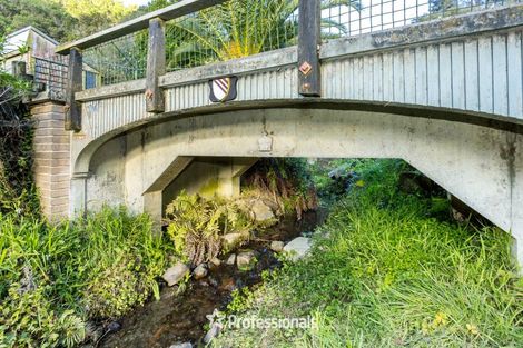 Photo of property in 49 Elmslie Road, Pinehaven, Upper Hutt, 5019