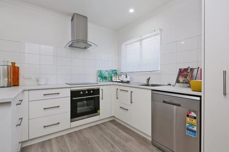 Photo of property in 2/508 Avenue Road East, Hastings, 4122