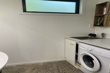 Photo of property in 55a Tui Glen Road, Birkenhead, Auckland, 0626