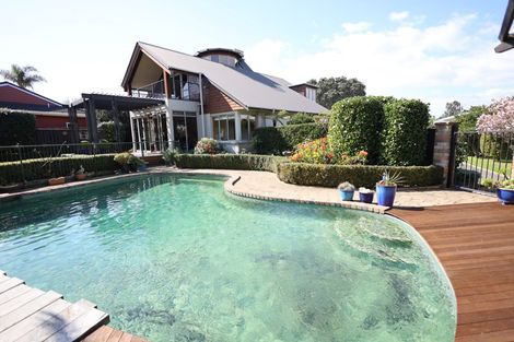 Photo of property in 30 Karaka Road, Otumoetai, Tauranga, 3110