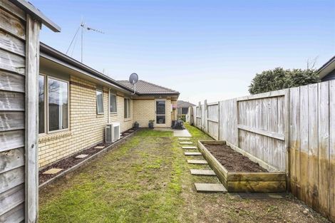 Photo of property in 6 Holly Place, Rototuna North, Hamilton, 3210