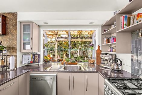 Photo of property in 112 Ingleton Road, Wellsford, 0972