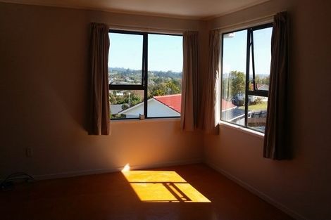 Photo of property in 1/64 Sunvue Road, Glen Eden, Auckland, 0602