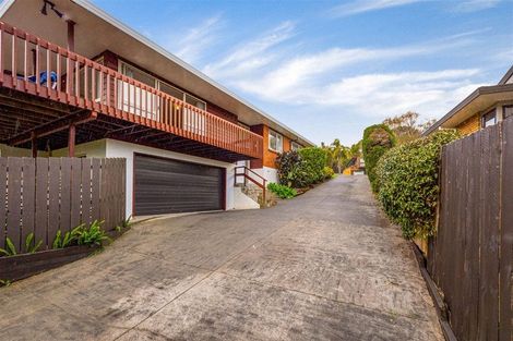 Photo of property in 9 Bayside Drive, Browns Bay, Auckland, 0630