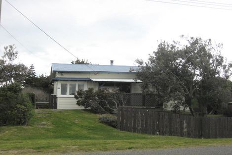 Photo of property in 134 Park Avenue, Waitarere Beach, Levin, 5510