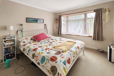 Photo of property in 8 Mahuri Road, Otatara, Invercargill, 9879