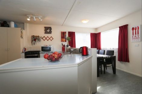 Photo of property in 8c Goddard Lane, Havelock North, 4130