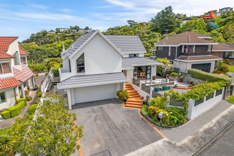 Photo of property in 3 George Gee Drive, Korokoro, Lower Hutt, 5012