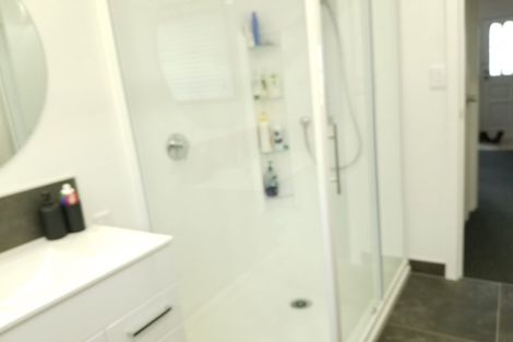 Photo of property in 2/131 Union Road, Howick, Auckland, 2014