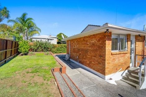 Photo of property in 3/27a Miro Street, New Lynn, Auckland, 0600