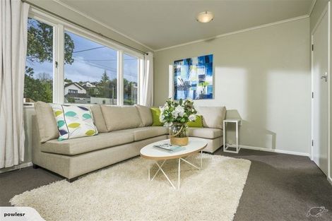 Photo of property in 1/15 Beulah Avenue, Rothesay Bay, Auckland, 0630