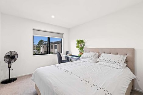 Photo of property in 15c Arney Road, Ranui, Auckland, 0612